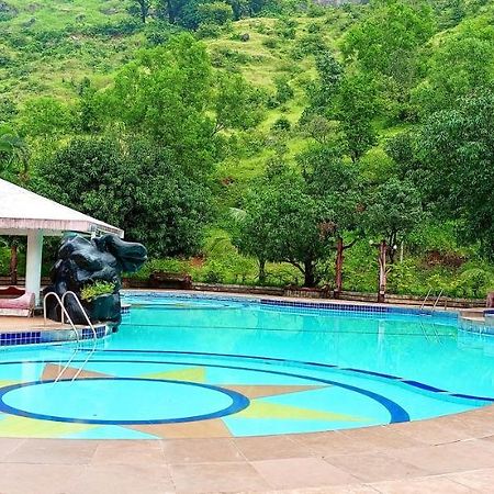 Golden Resort And Farm Nashik Exterior photo