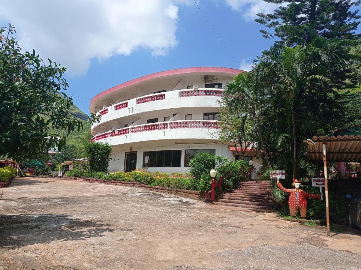 Golden Resort And Farm Nashik Exterior photo